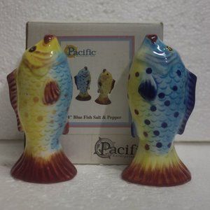 Dantes Design Group Hand Crafted Hand Painted Fish Salt and Pepper Shakers